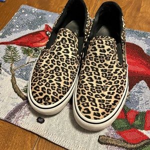 Tiger print size 8 vans slip on